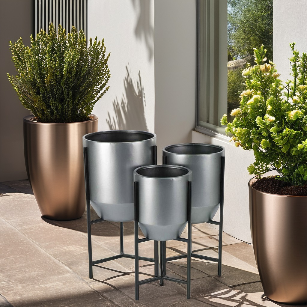 Iron Modern Planter (Set Of 3)